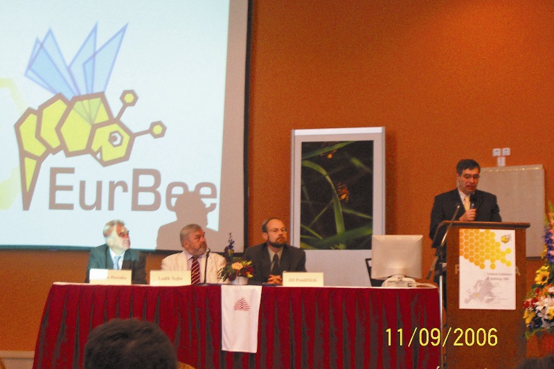 Druga Europejska Konferencja Apidologiczna  „EurBee”  a patologia pszczół   